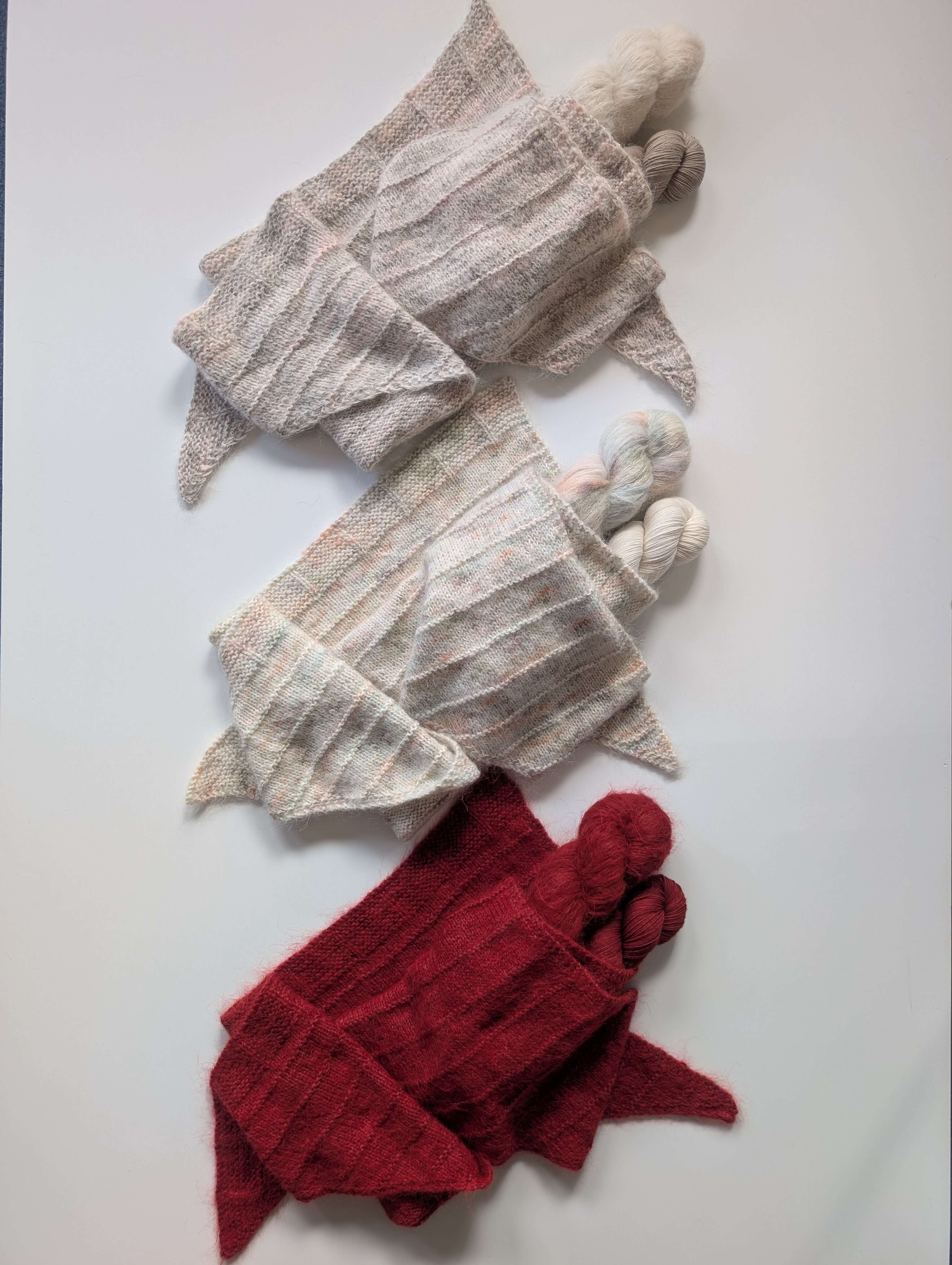 The Deneb Shawl by Emma Vining x Zakami (IN STOCK)