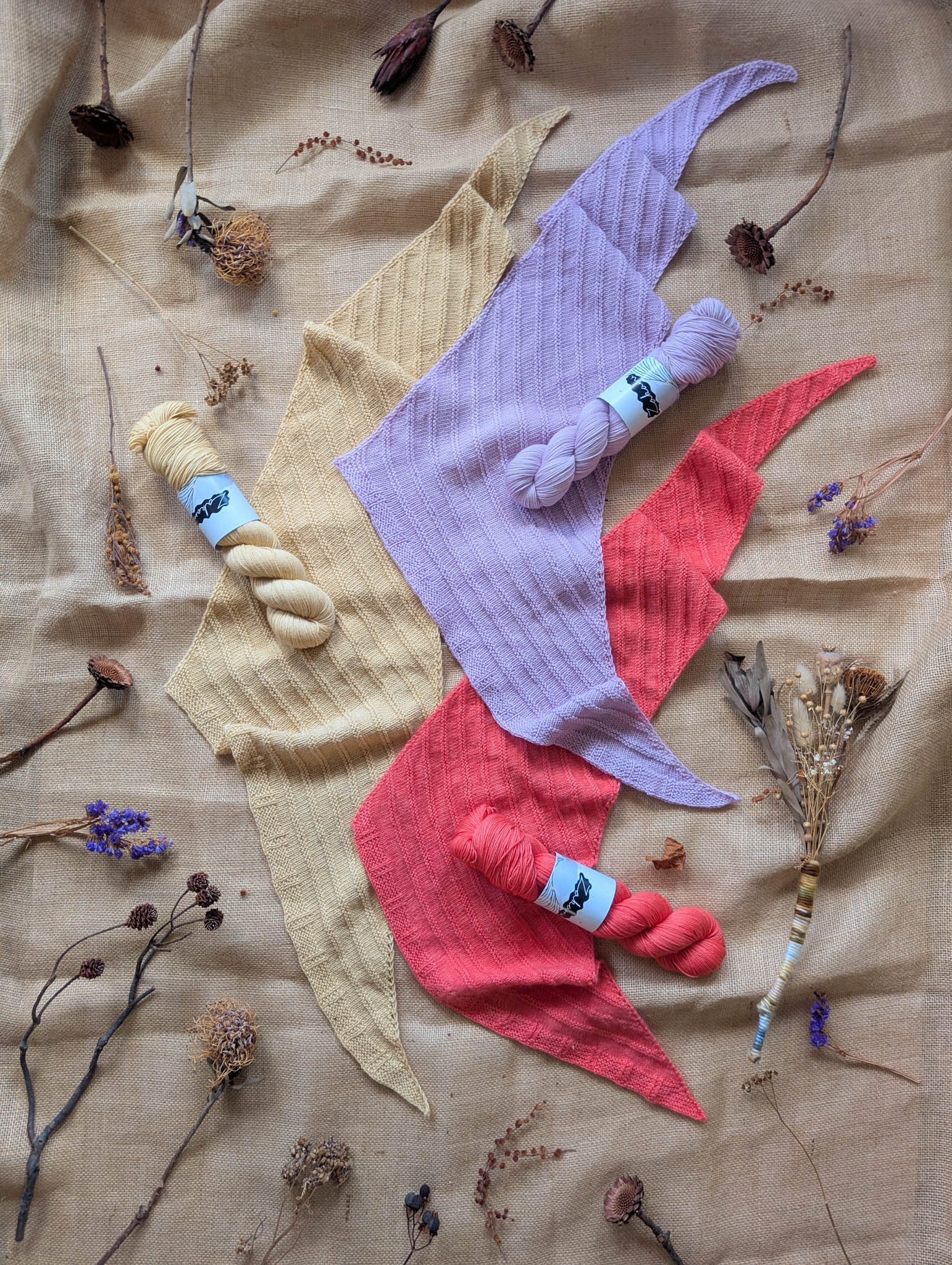 The Lyra Shawl by Emma Vining x Zakami (PRE-ORDER)