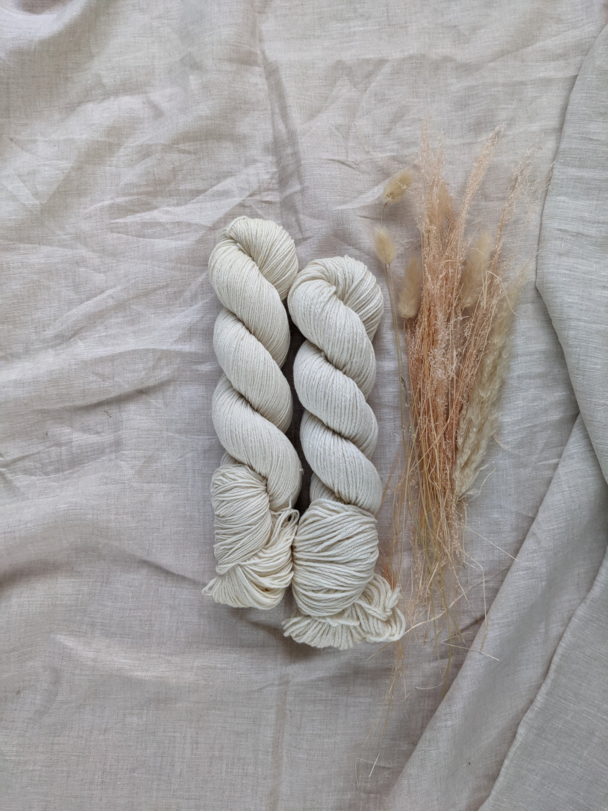 Undyed Organic non-superwash Merino | Fingering + DK